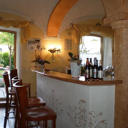 泊克麦尔酒店 3* 欧博弗莱曼